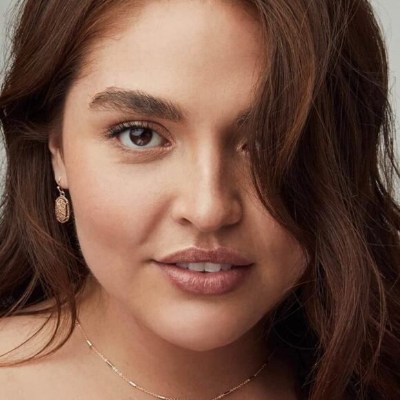 *SOLD* NWT! Kendra Scott Lee Gold Drop Earrings in Lilac Abalone - Picture 5 of 6